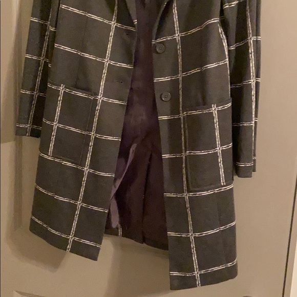 NWOT Grey and white coat - Picture 3 of 3